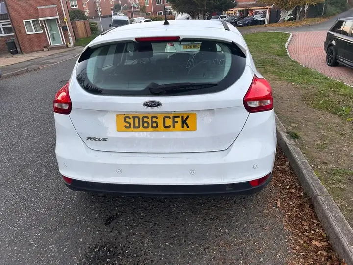 Ford Focus 2017 photo 3