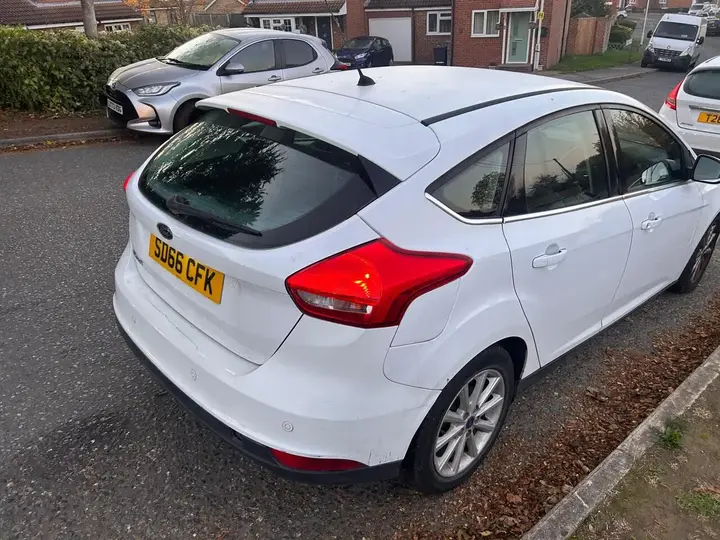 Ford Focus 2017 photo 5