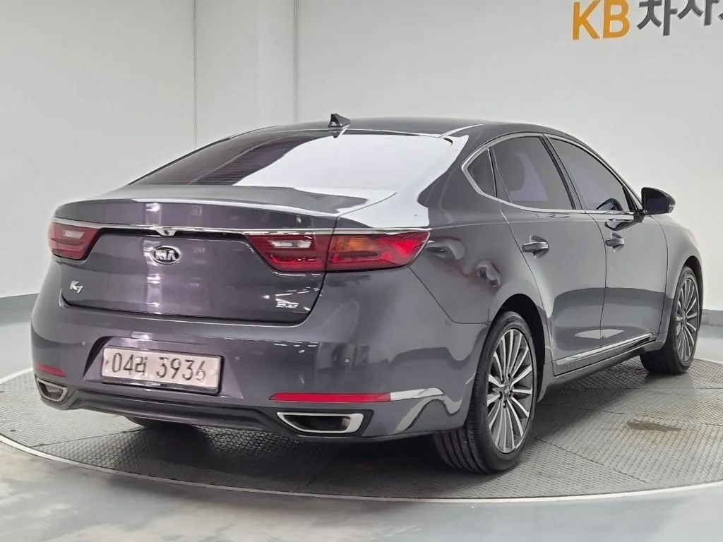 Kia K7 2018 photo 3