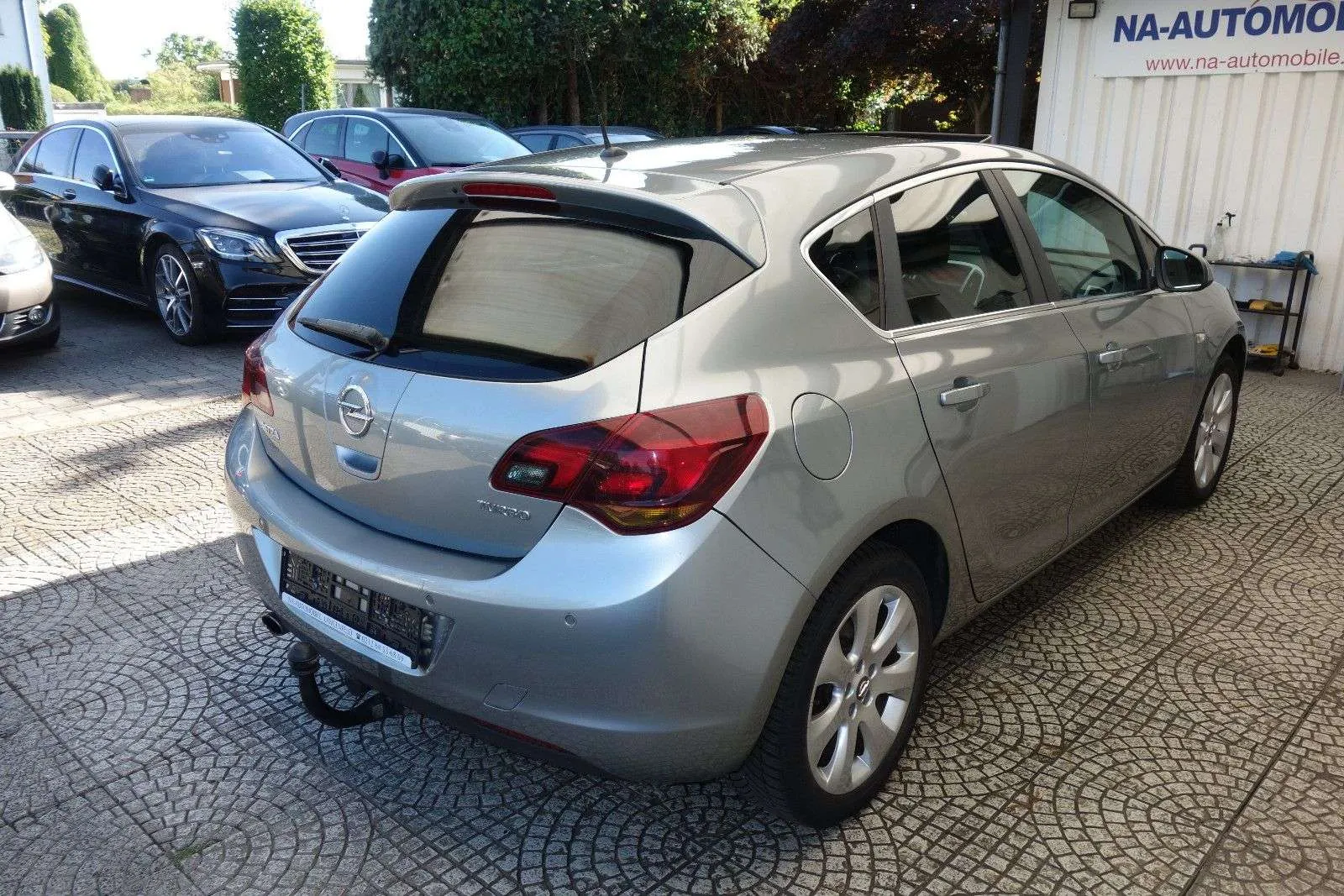 Opel Astra 2011 photo 5