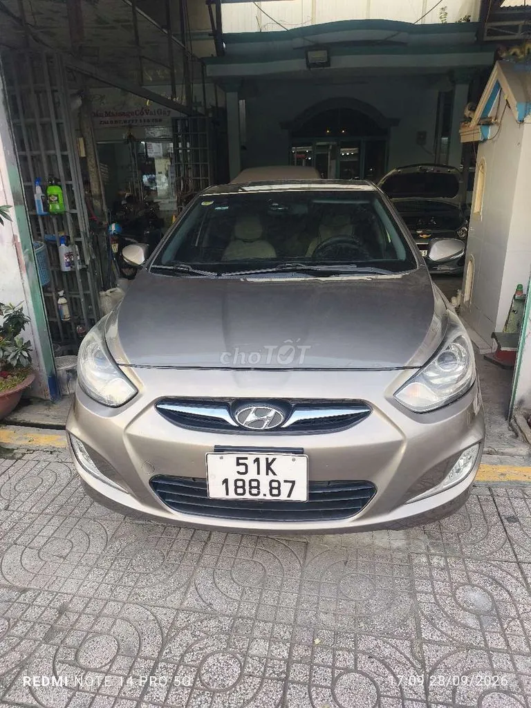 Hyundai Accent