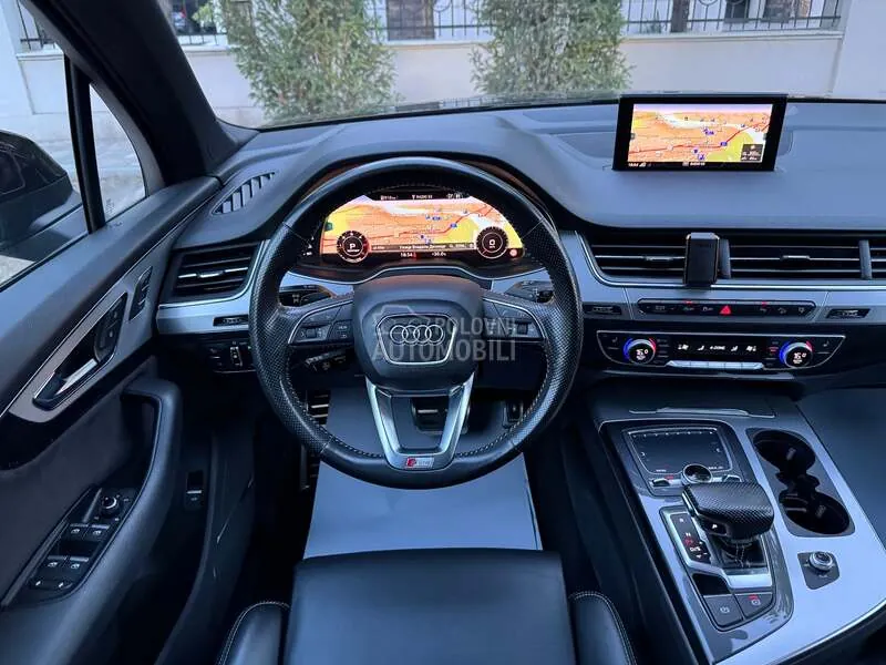Audi Q7 2016 photo 2