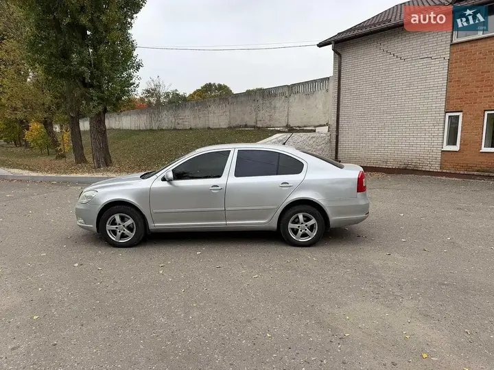 Skoda Octavia 2012 photo 3