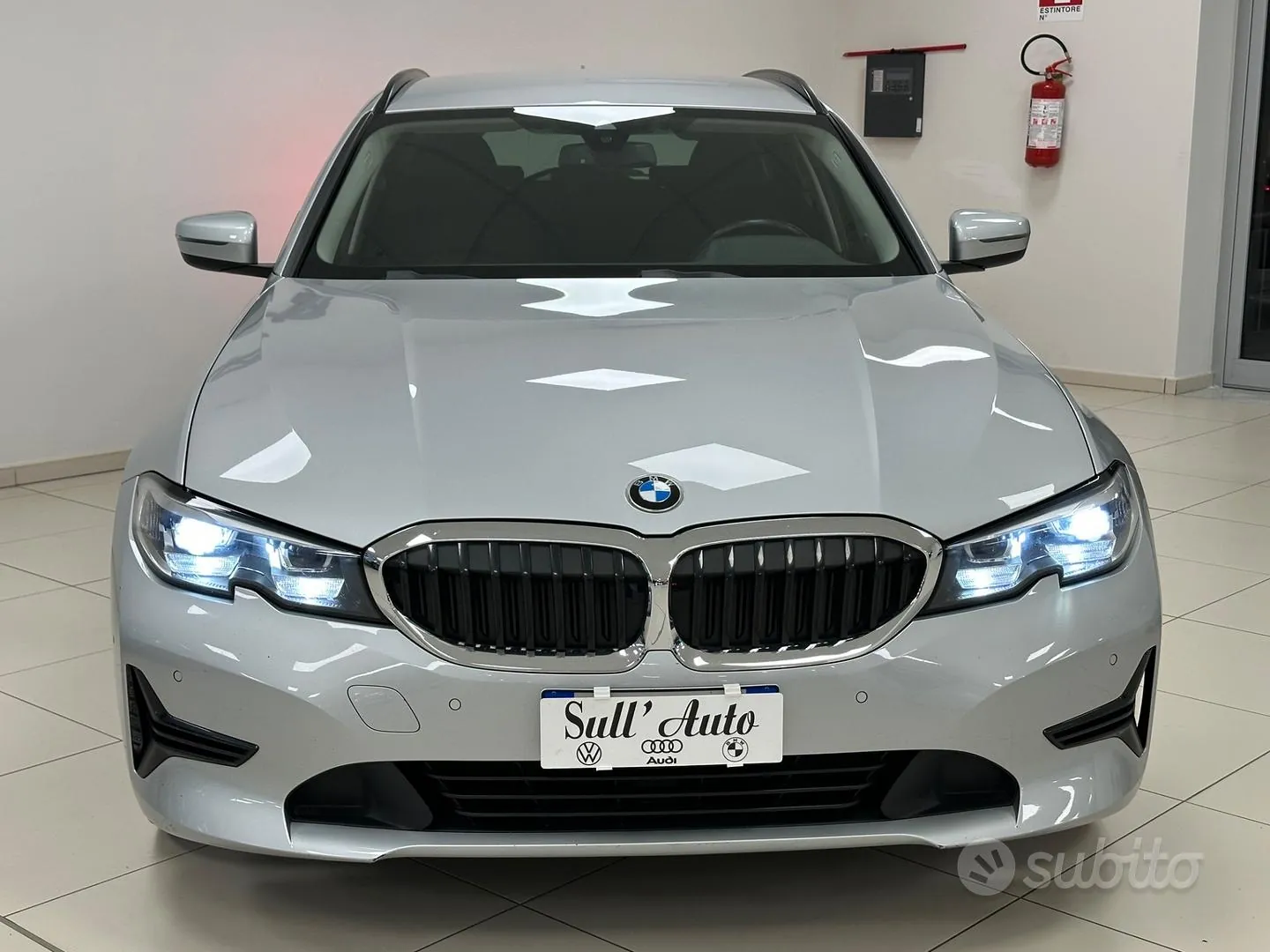 BMW 3 Series 2021 photo 2