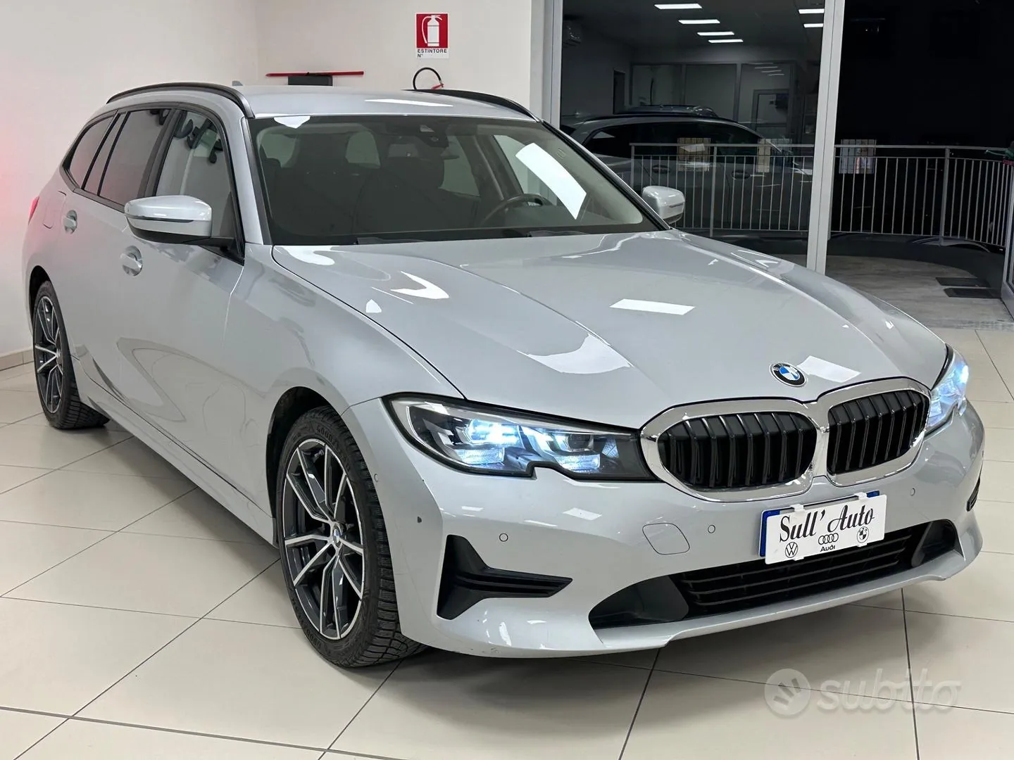 BMW 3 Series 2021 photo 3