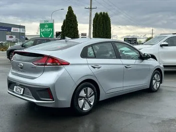 Hyundai Ioniq 2022 photo 4
