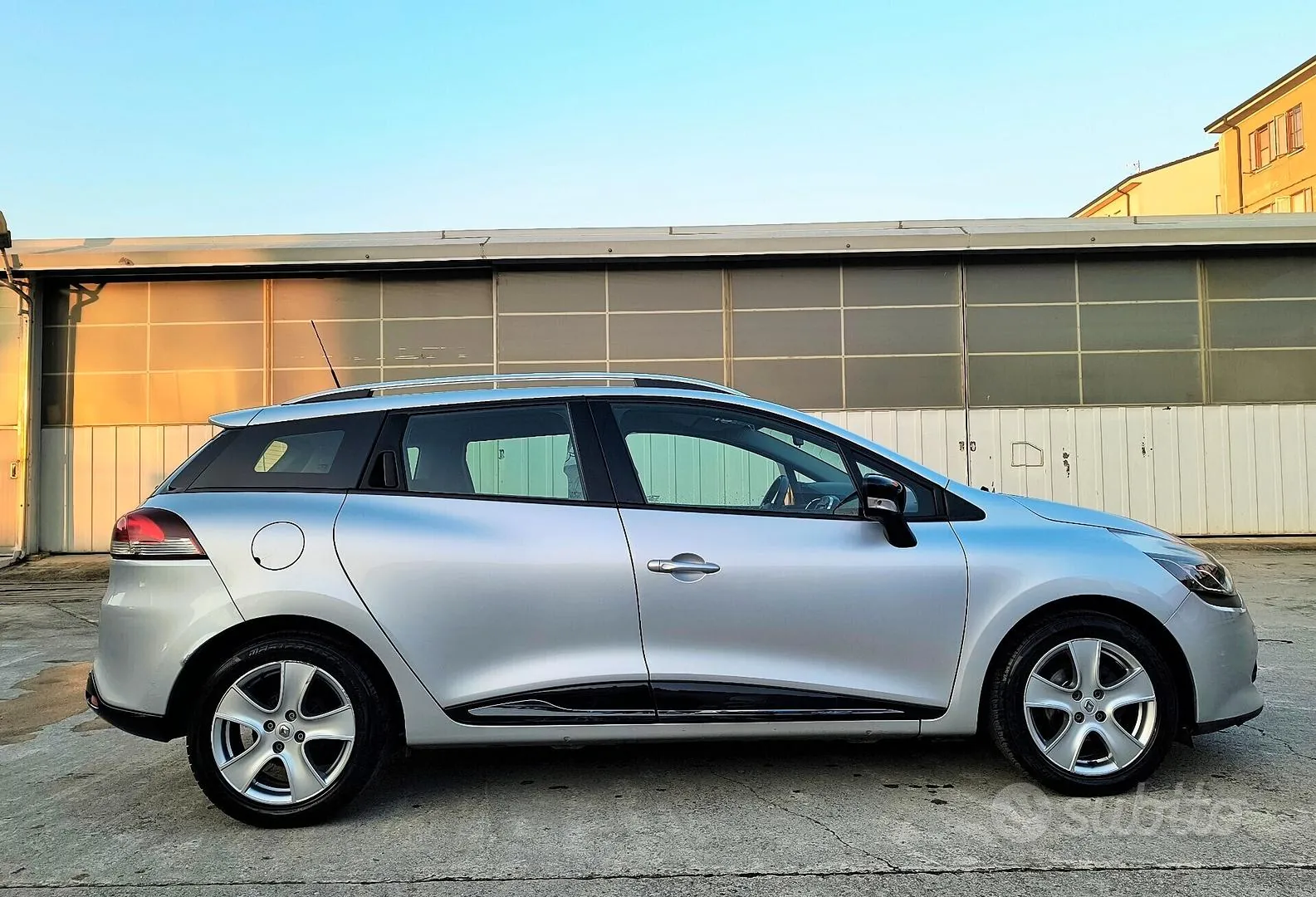 Renault Clio 2015 photo 3