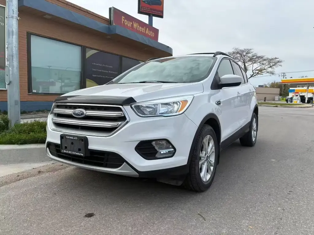 Ford Escape 2017 photo 2