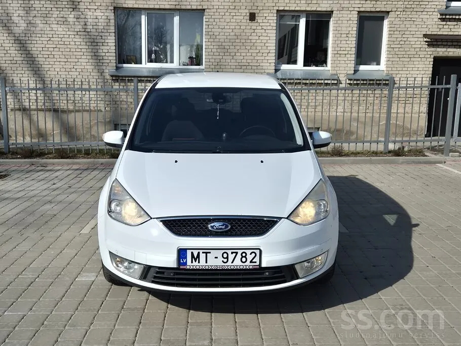 Ford Galaxy 2009 photo 2