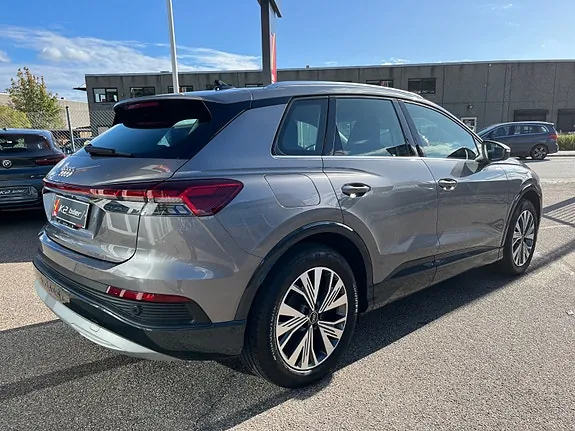 Audi Q4 E-Tron 2023 photo 4