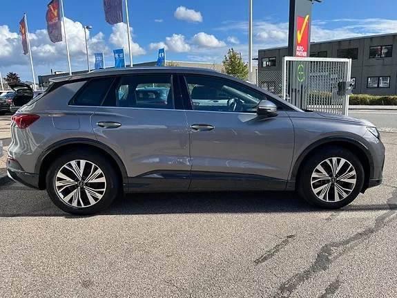 Audi Q4 E-Tron 2023 photo 5