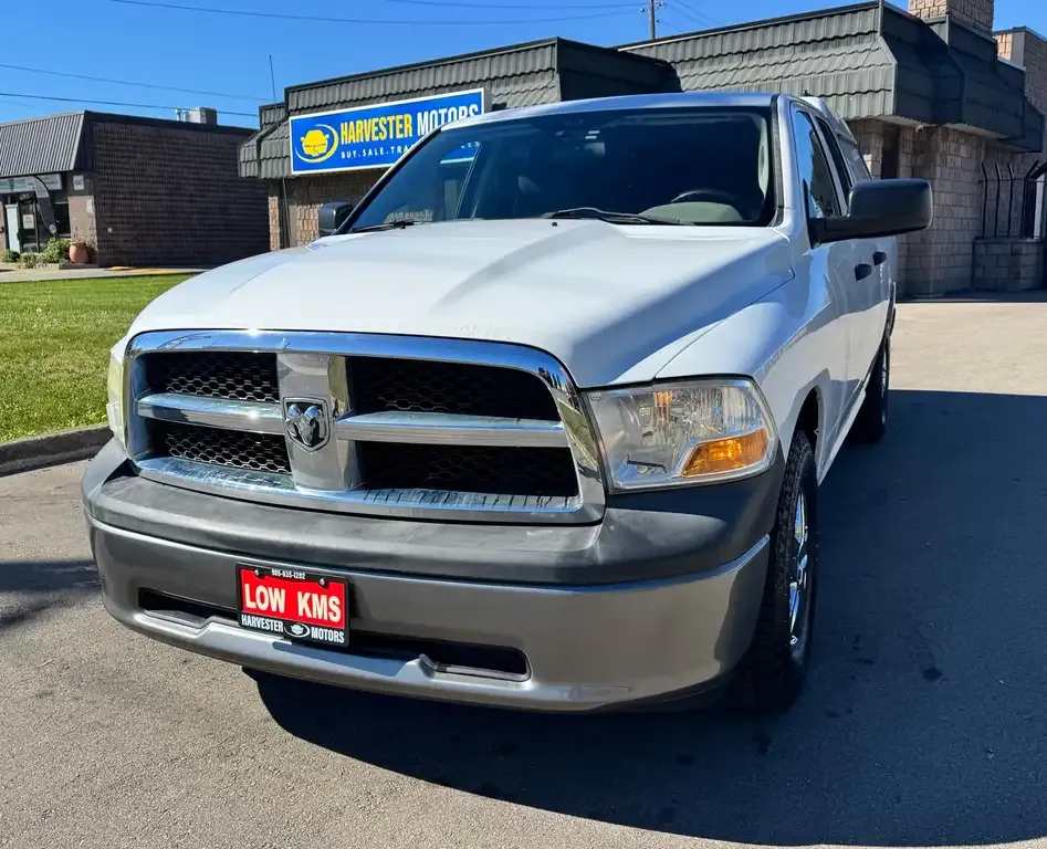 Ram 1500 2011 photo 2