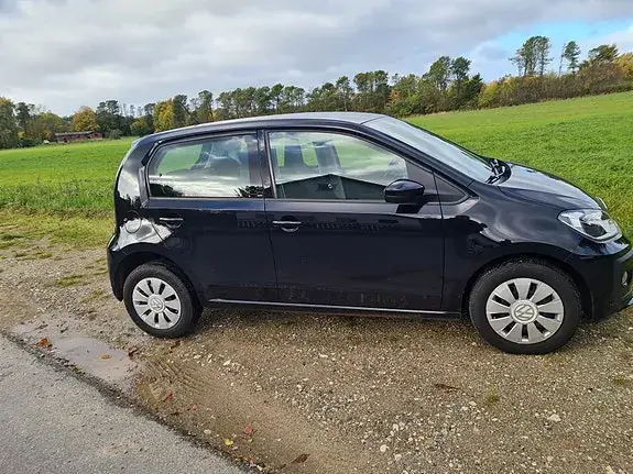 Volkswagen Up 2017 photo 5