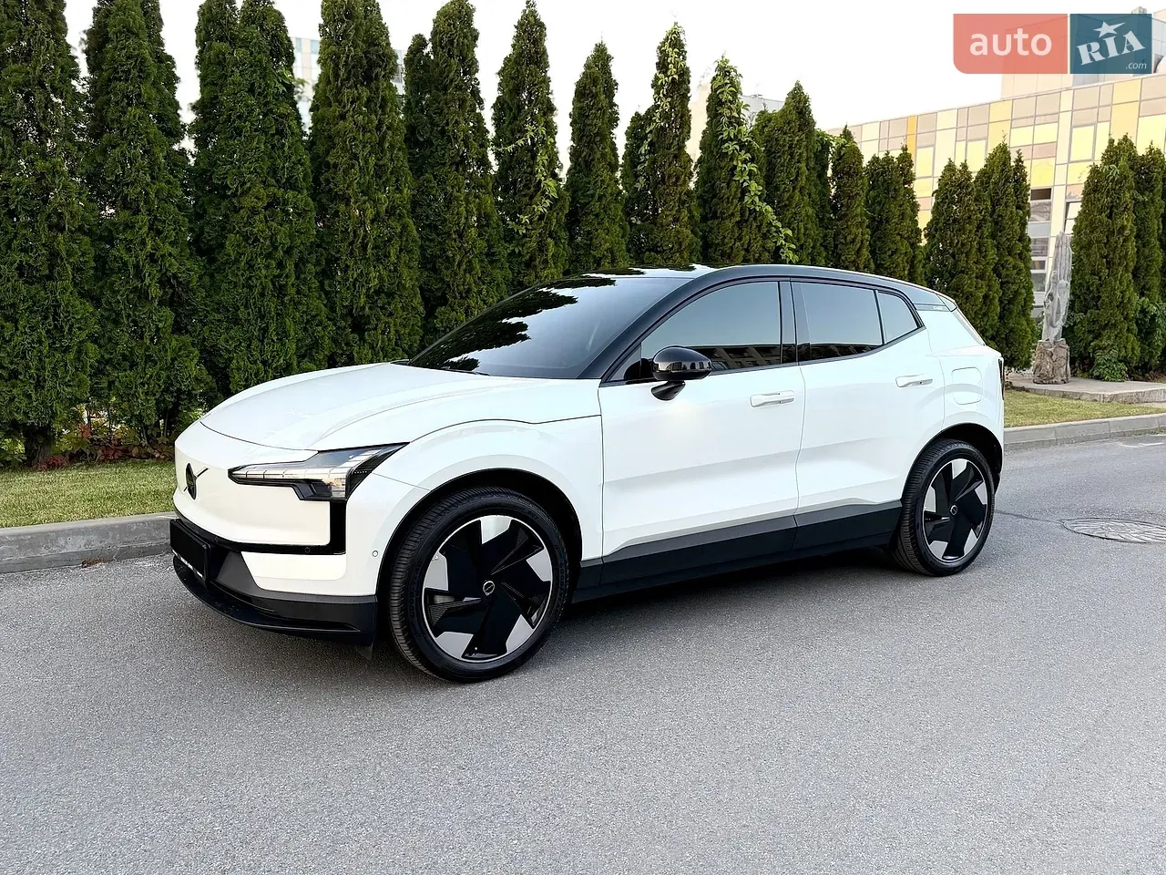 Volvo Ex30 2024 photo 4