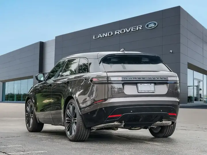 Land Rover Range Rover Velar 2026 photo 5