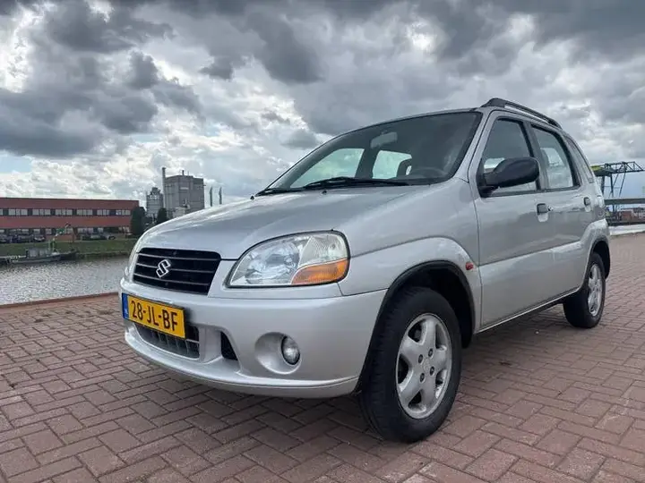 Suzuki Ignis