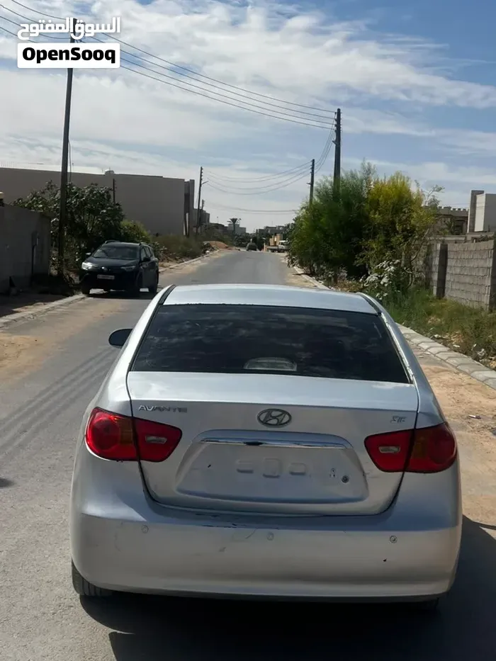Hyundai Avante 2008 photo 2