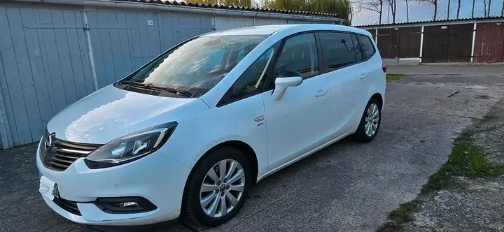 Opel Zafira Tourer