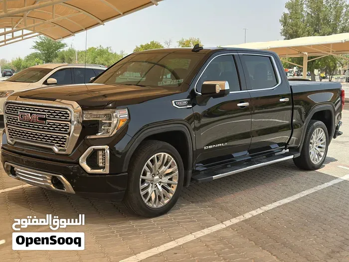 GMC Sierra