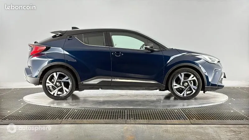 Toyota C-Hr 2023 photo 4