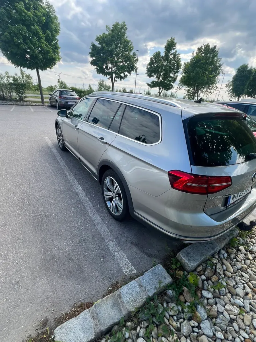 Volkswagen Passat 2015 photo 3
