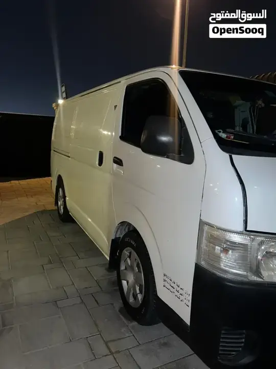Toyota Hiace 2016 photo 4