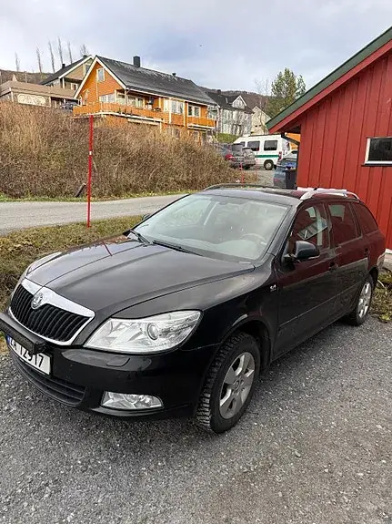 Skoda Octavia 2013 photo 2