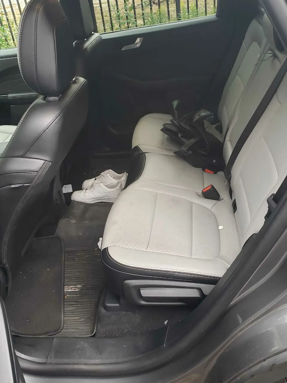 Ford Escape 2026 photo 3