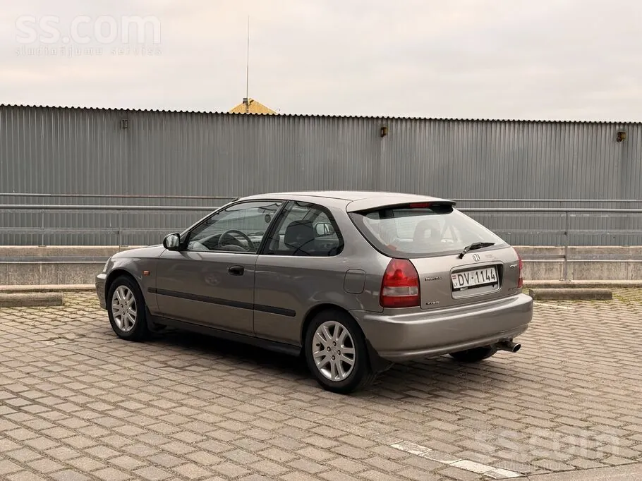 Honda Civic 1999 photo 4