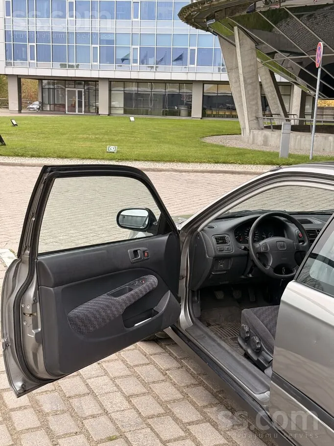 Honda Civic 1999 photo 5