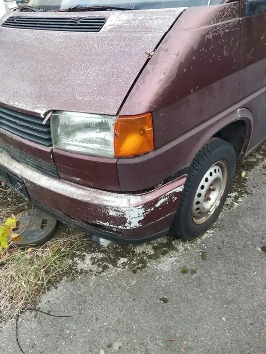 Volkswagen T4 1988 photo 2