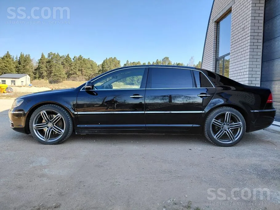 Volkswagen Phaeton 2010 photo 5