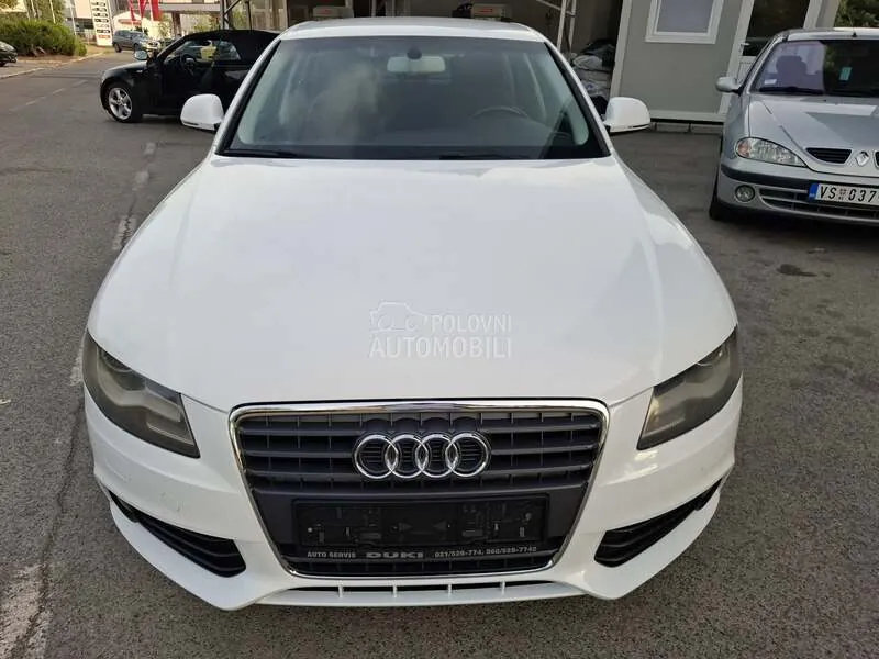 Audi A4 2009 photo 2
