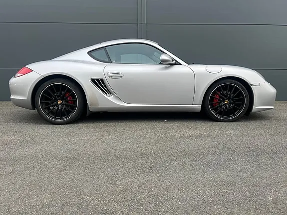 Porsche Cayman S 2011 photo 2