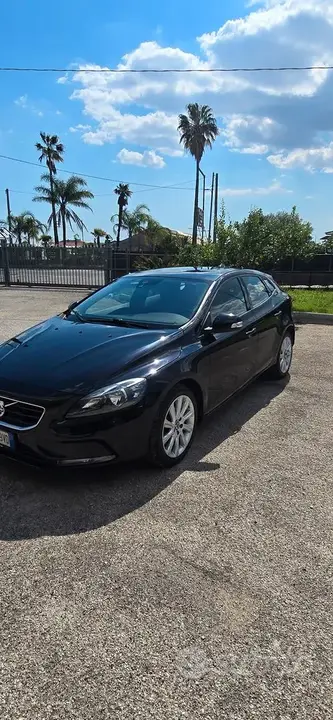 Volvo V40 2013 photo 2
