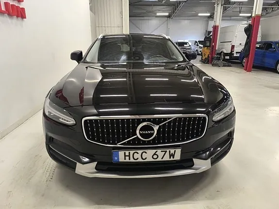 Volvo V90 Cross Country 2020 photo 2