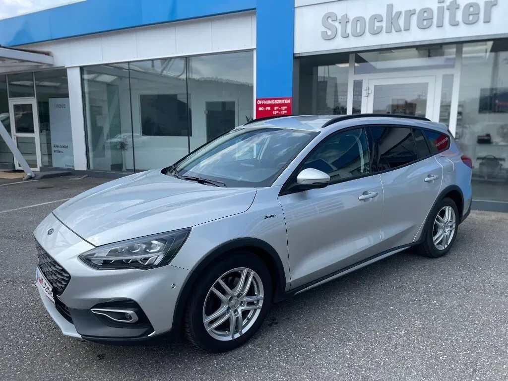 Ford Focus 2019 photo 2