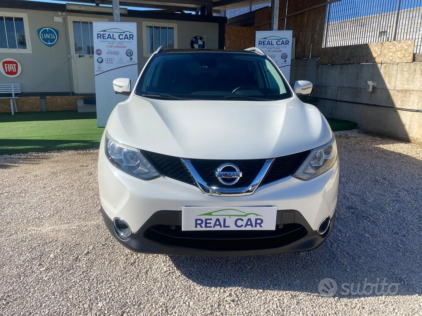 Nissan Qashqai 2015 photo 2