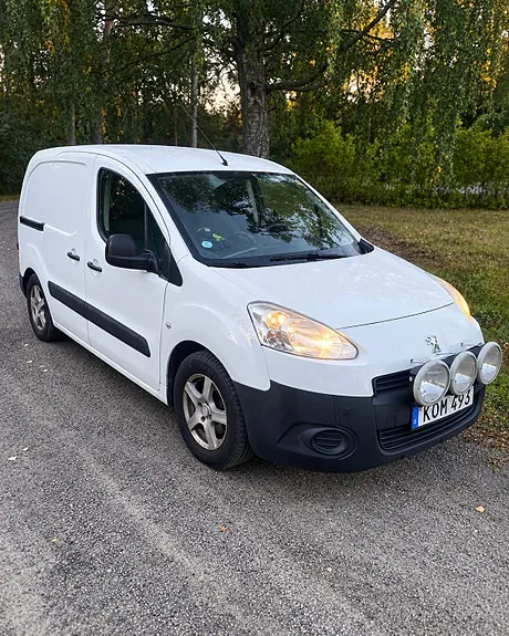 Peugeot Partner 2014 photo 2