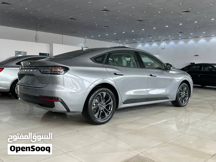 Ford Taurus 2026 photo 4