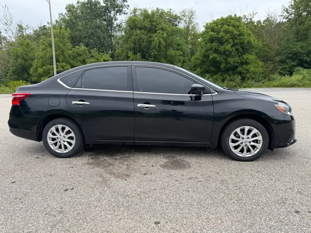 Nissan Sentra 2017 photo 2