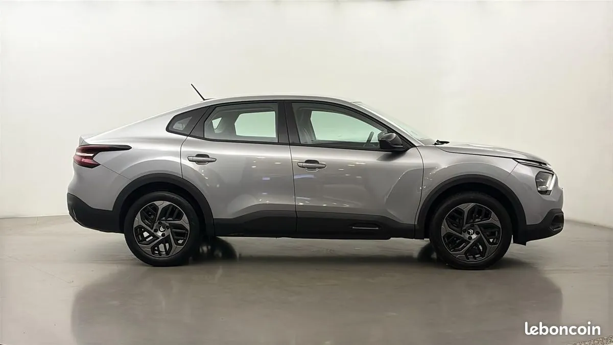 Citroen C4 2024 photo 4