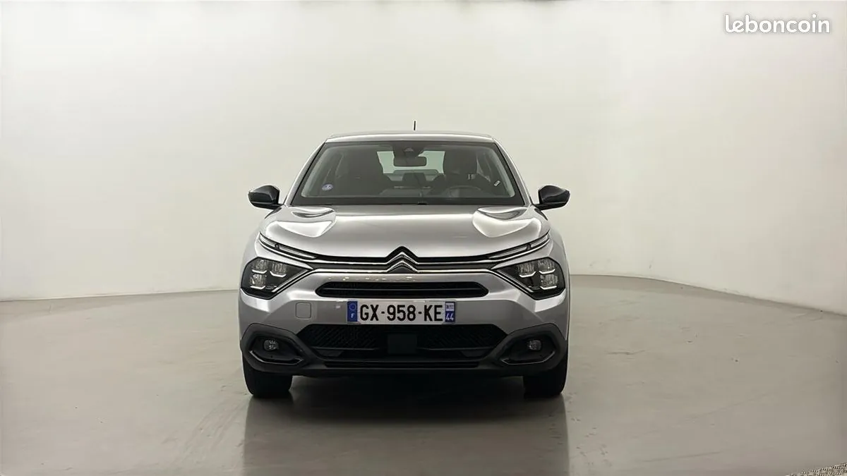 Citroen C4 2024 photo 2