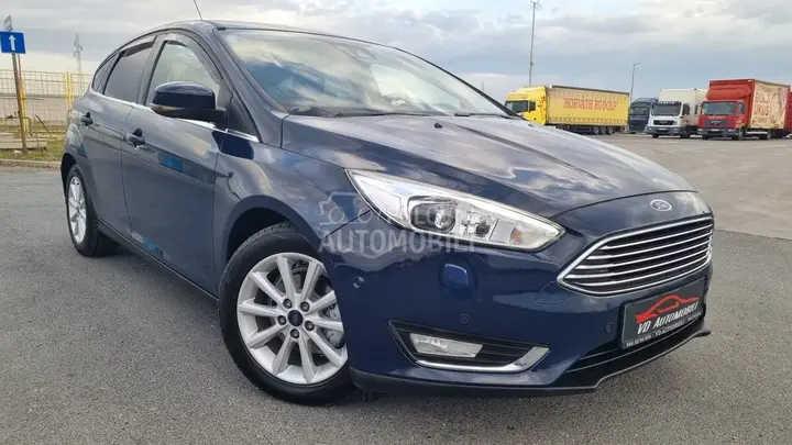 Ford Focus 2015 photo 2