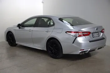 Toyota Camry 2020 photo 3