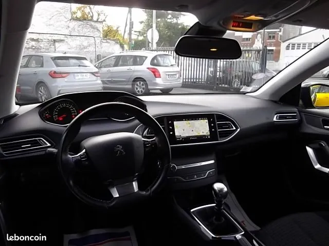 Peugeot 308 2018 photo 4