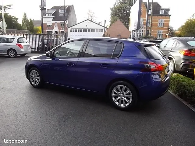Peugeot 308 2018 photo 2
