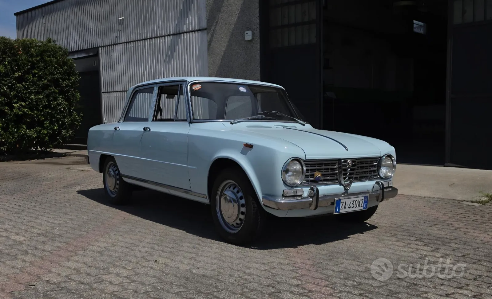 Alfa Romeo Giulia 1960 photo 2