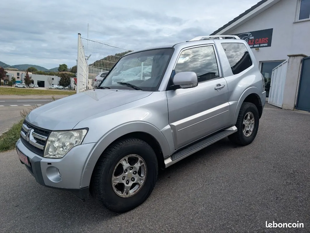 Mitsubishi Pajero 2007 photo 2