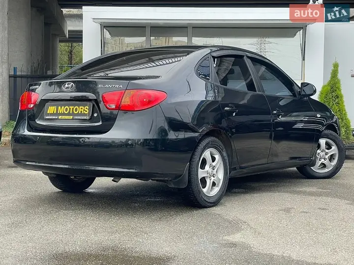 Hyundai Elantra 2008 photo 2